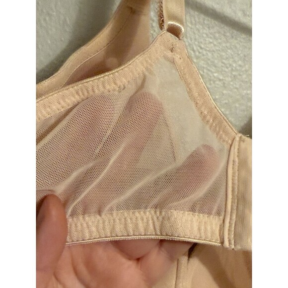 Vassarette Bra 36DD Beige Underwire Padded Adjustable Clasp Back - Picture 4 of 5